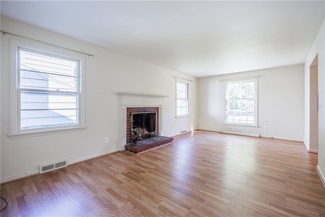 153 Fairhaven Road, Brighton, NY 14610