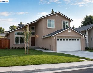 5133 Madison Ln, Castro Valley, CA 94546