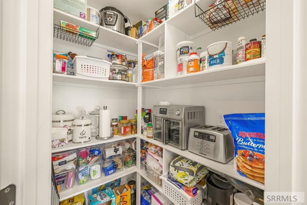 Image 15 of property listing at 5966 Lochsa Street, Idaho Falls, ID 83404