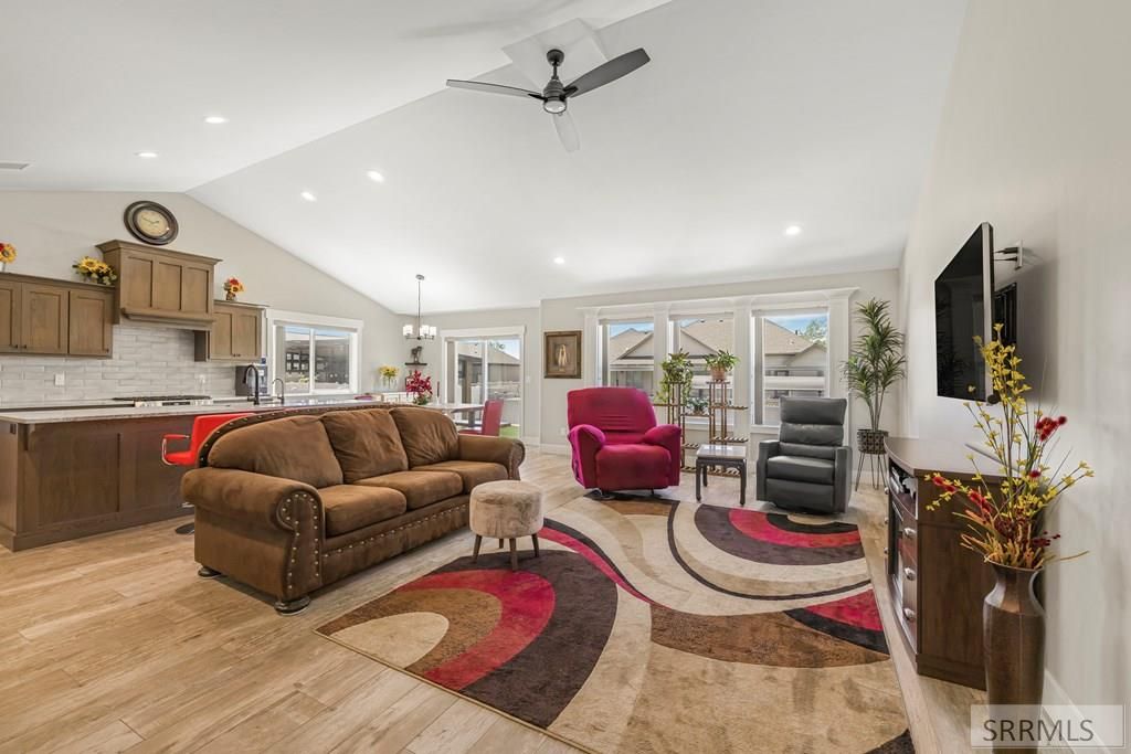 Image 6 of property listing at 5966 Lochsa Street, Idaho Falls, ID 83404