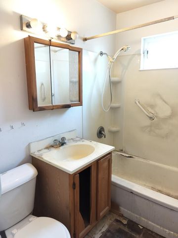 2428 5th Ave, Pueblo, CO 81003