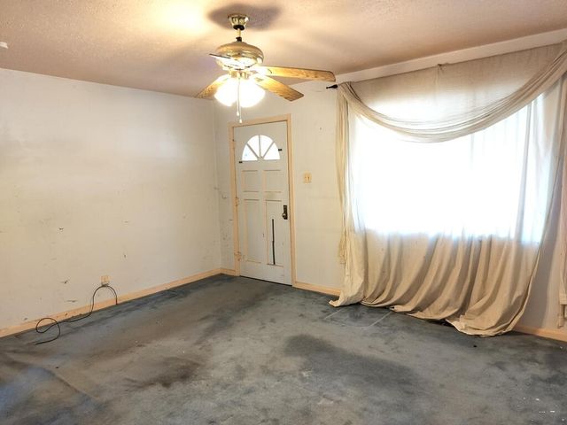 2428 5th Ave, Pueblo, CO 81003