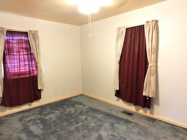 2428 5th Ave, Pueblo, CO 81003