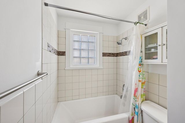 2306 N Ferry Street, Anoka, MN 55303