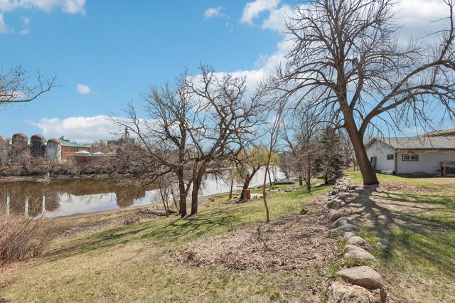 2306 N Ferry Street, Anoka, MN 55303