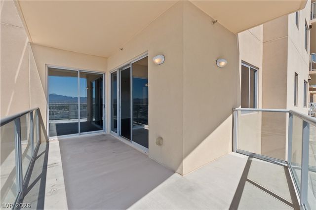 8255 Las Vegas Boulevard 1321, Las Vegas, NV 89123