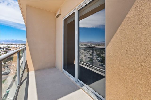 8255 Las Vegas Boulevard 1321, Las Vegas, NV 89123