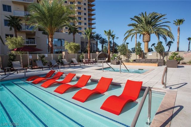 8255 Las Vegas Boulevard 1321, Las Vegas, NV 89123