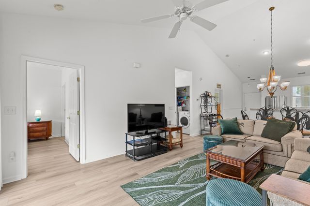 601 Hillside Dr N Apt 4133, North Myrtle Beach, SC 29582