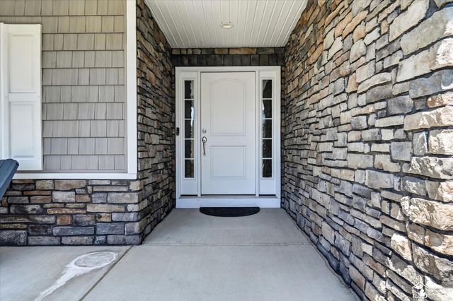 6751 W Summer Breeze Drive, Lambertville, MI 48144