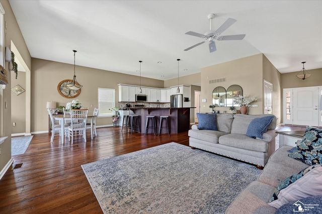 6751 W Summer Breeze Drive, Lambertville, MI 48144