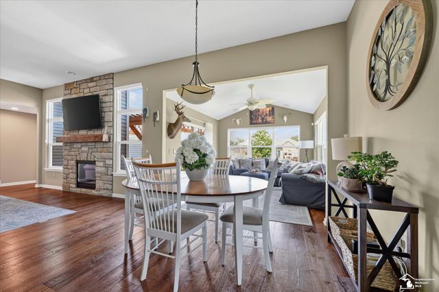 6751 W Summer Breeze Drive, Lambertville, MI 48144