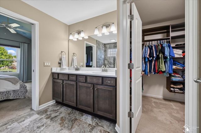 6751 W Summer Breeze Drive, Lambertville, MI 48144