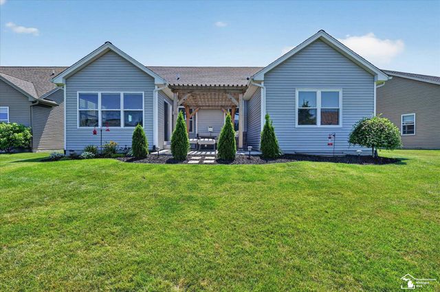 6751 W Summer Breeze Drive, Lambertville, MI 48144