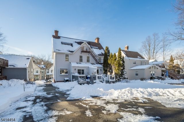 16 Cobb Pl, Morristown Town, NJ 07960