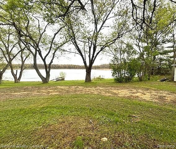 1625 Highland Park Drive, Highland, MI 48356