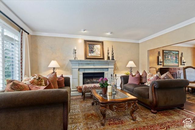 6187 S 2090 E, Holladay, UT 84121