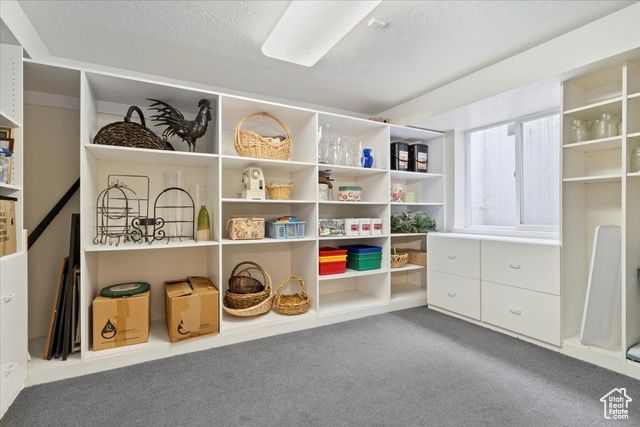 6187 S 2090 E, Holladay, UT 84121