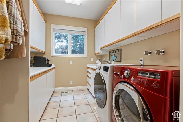 6187 S 2090 E, Holladay, UT 84121