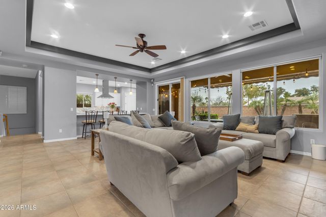 2004 E CANYON Place, Chandler, AZ 85249