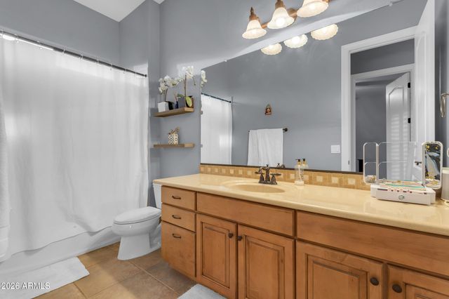 2004 E CANYON Place, Chandler, AZ 85249