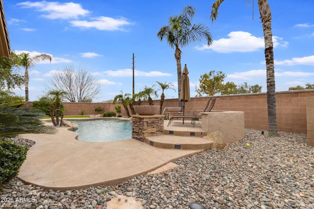 2004 E CANYON Place, Chandler, AZ 85249