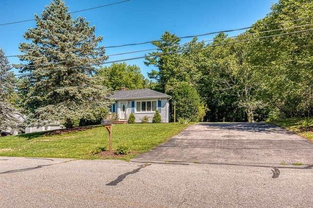 208 Stony Brook Road, Raynham, MA 02767