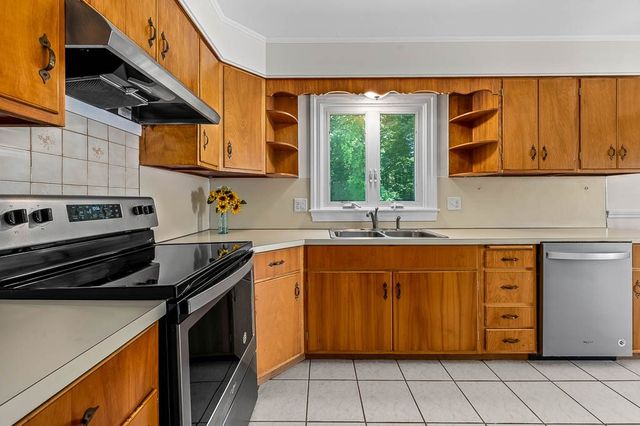 208 Stony Brook Road, Raynham, MA 02767