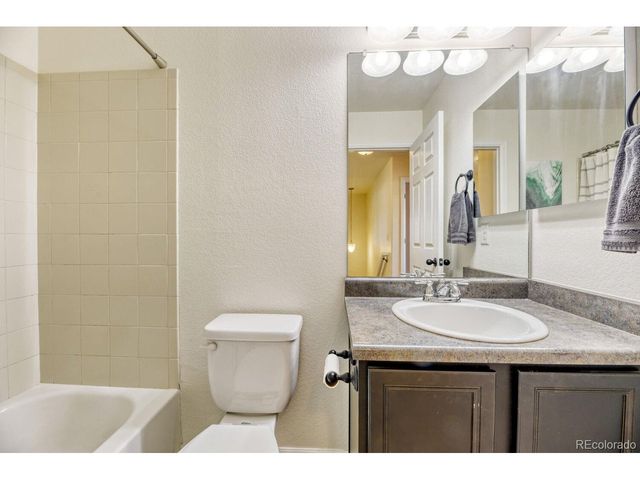 1843 Blue Oak Ct, Castle Rock, CO 80104