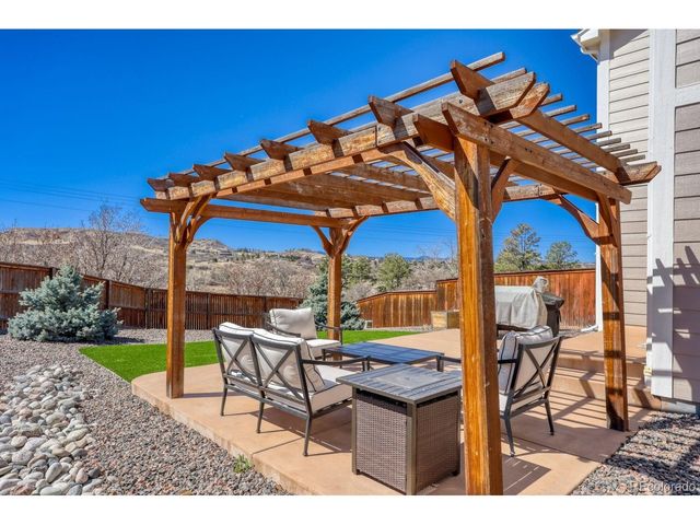 1843 Blue Oak Ct, Castle Rock, CO 80104