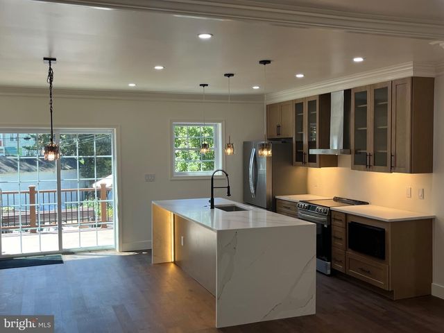 4526 NE SOUTH DAKOTA AVE NE, Washington, DC 20017