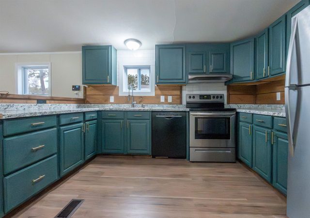 18 Springbrook Street, Hinsdale, NH 03451