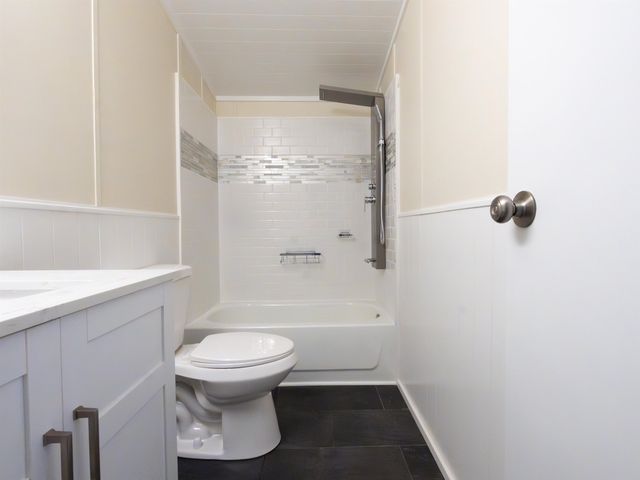 18 Springbrook Street, Hinsdale, NH 03451