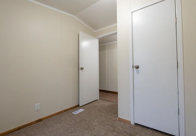 18 Springbrook Street, Hinsdale, NH 03451