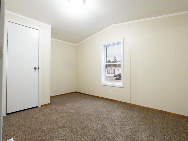 18 Springbrook Street, Hinsdale, NH 03451