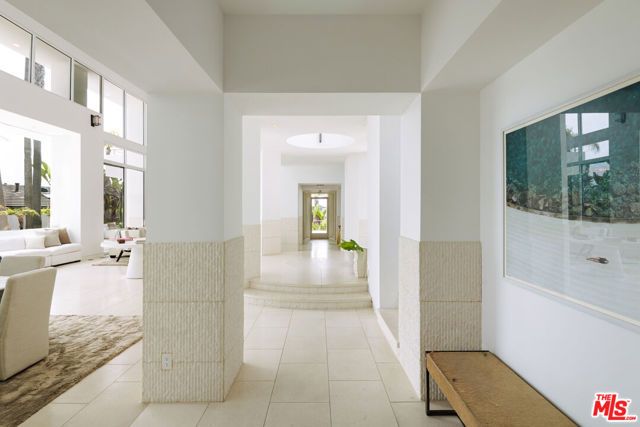 140 Irvine Cove Circle, Laguna Beach, CA 92651