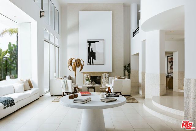 140 Irvine Cove Circle, Laguna Beach, CA 92651