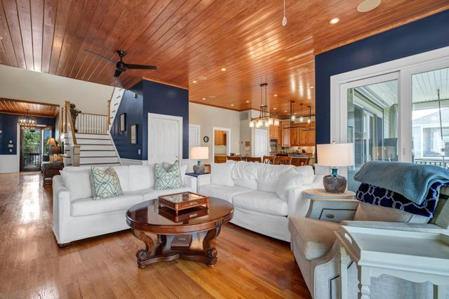 316 Sea View Lane, Edisto Island, SC 29438