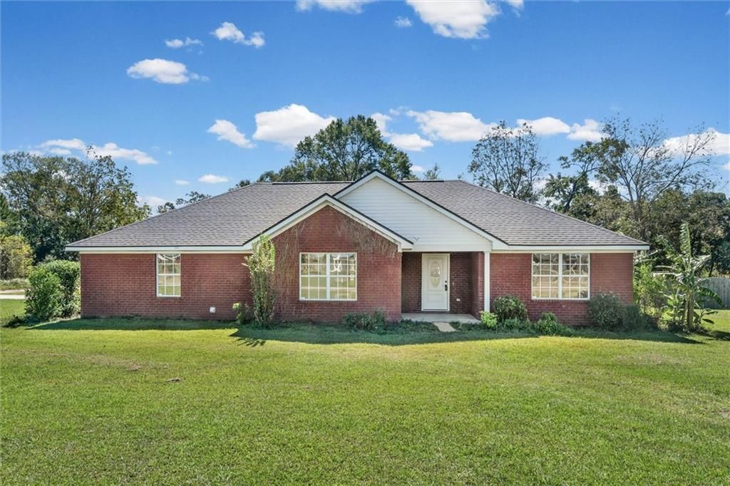 11201 Nolen Boulevard, Grand Bay, AL 36541 — exterior