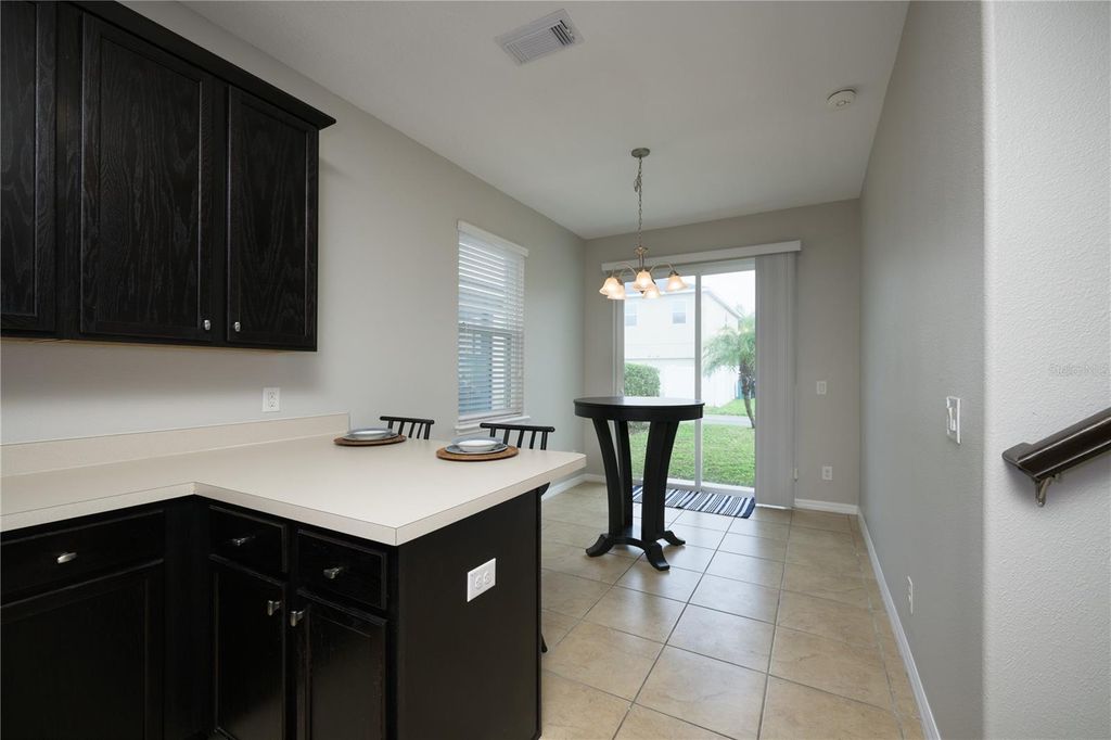 Image 19 of property listing at 5331 CREEKSIDE PARK AVENUE, Orlando, FL 32811