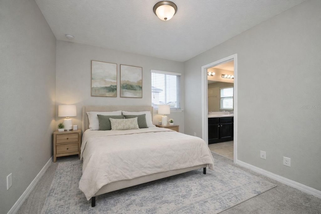 Image 20 of property listing at 5331 CREEKSIDE PARK AVENUE, Orlando, FL 32811