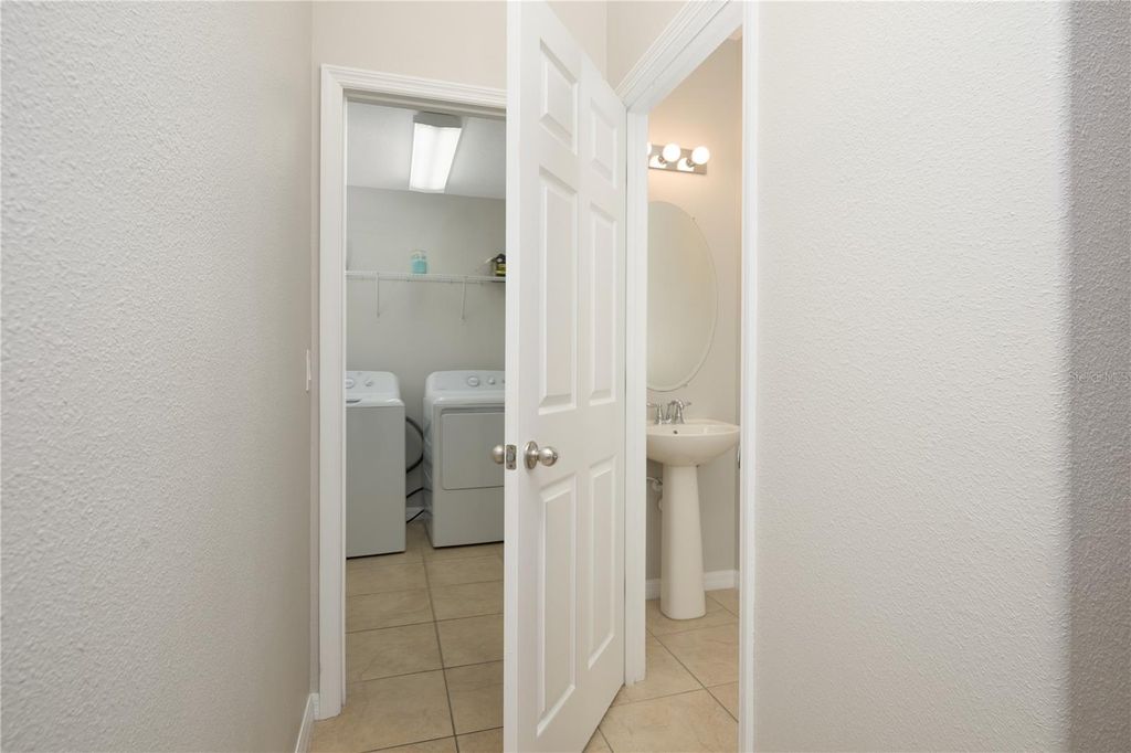 Image 29 of property listing at 5331 CREEKSIDE PARK AVENUE, Orlando, FL 32811