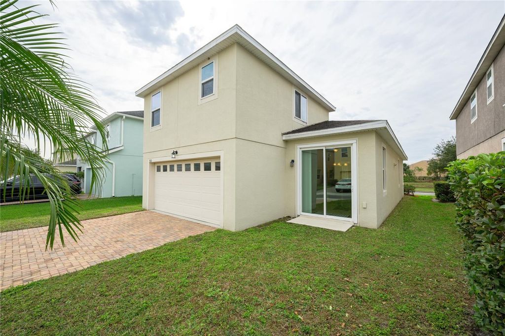 Image 37 of property listing at 5331 CREEKSIDE PARK AVENUE, Orlando, FL 32811