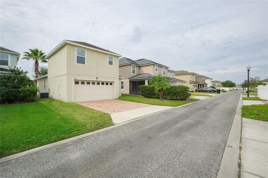 Image 39 of property listing at 5331 CREEKSIDE PARK AVENUE, Orlando, FL 32811