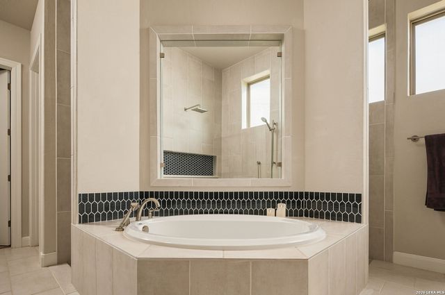 292 Canyon Glade, New Braunfels, TX 78132