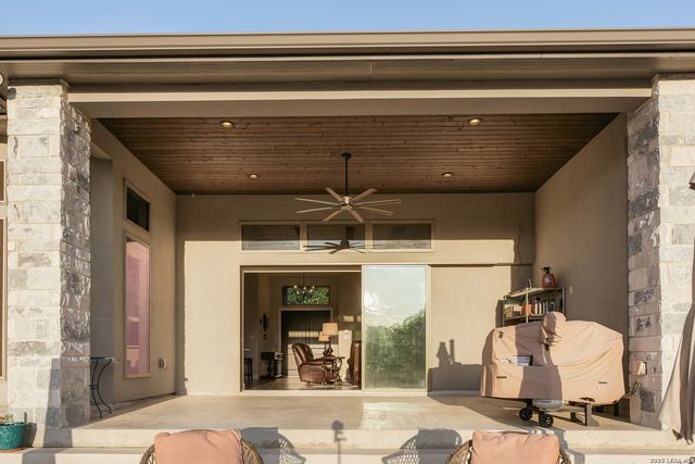 292 Canyon Glade, New Braunfels, TX 78132