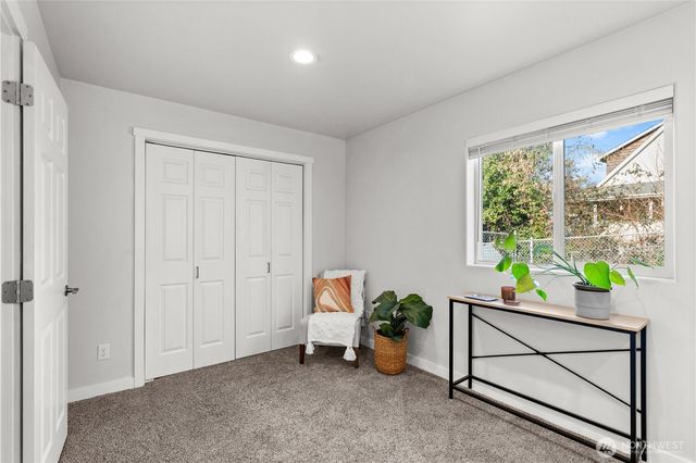 18121 12th Avenue NE, Shoreline, WA 98155