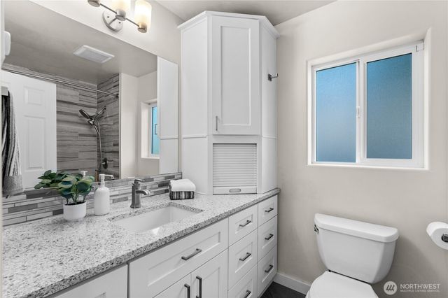 18121 12th Avenue NE, Shoreline, WA 98155