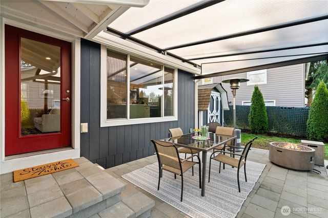 18121 12th Avenue NE, Shoreline, WA 98155