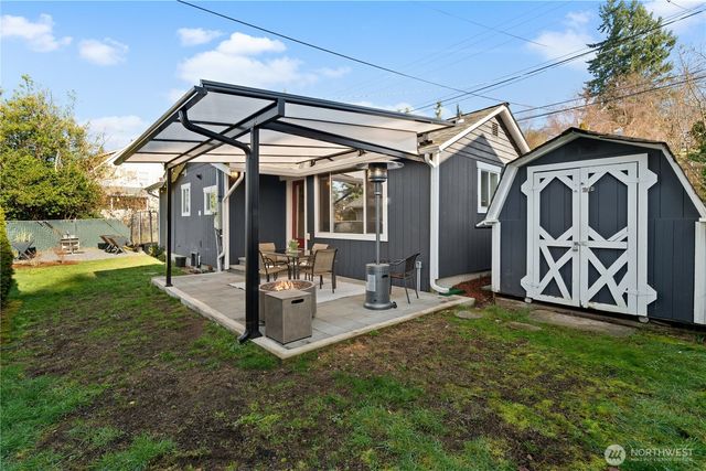 18121 12th Avenue NE, Shoreline, WA 98155